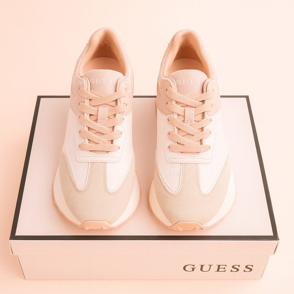 GUESS Luchia 3 Logo Sneakers β White Multi β 7.5M β NEW IN BOX - Picture 6 of 9